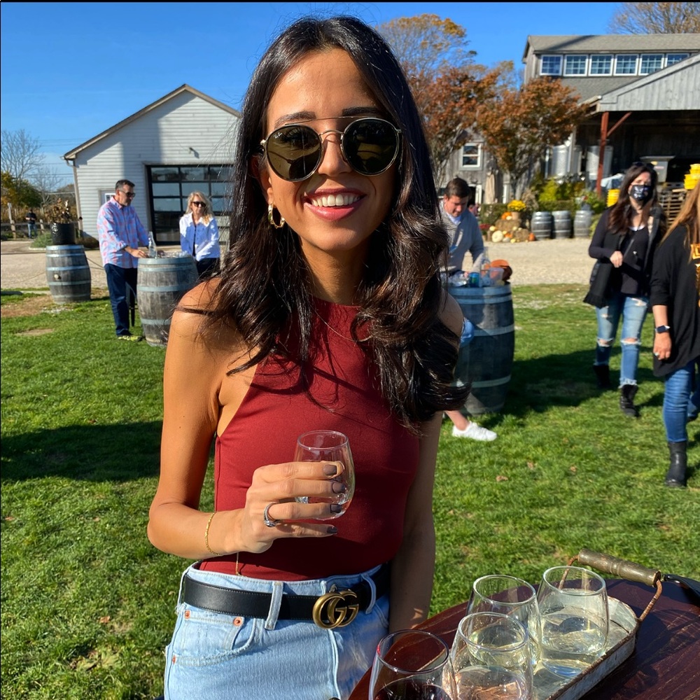 Meet your Posher, Jenna